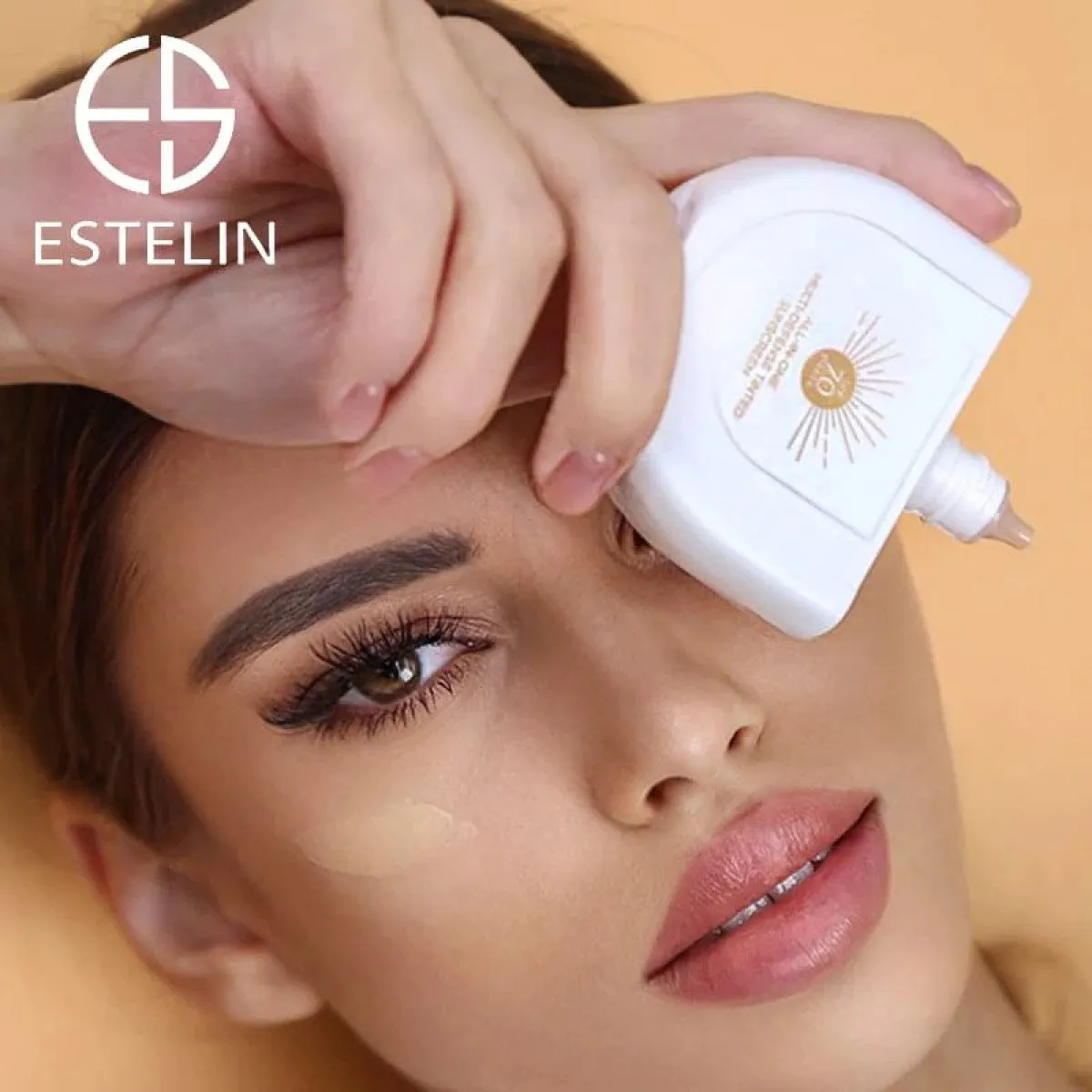کرم ضد آفتاب کرم‌پودری استلین SPF 70 حجم ۵۰ میلی‌لیتر